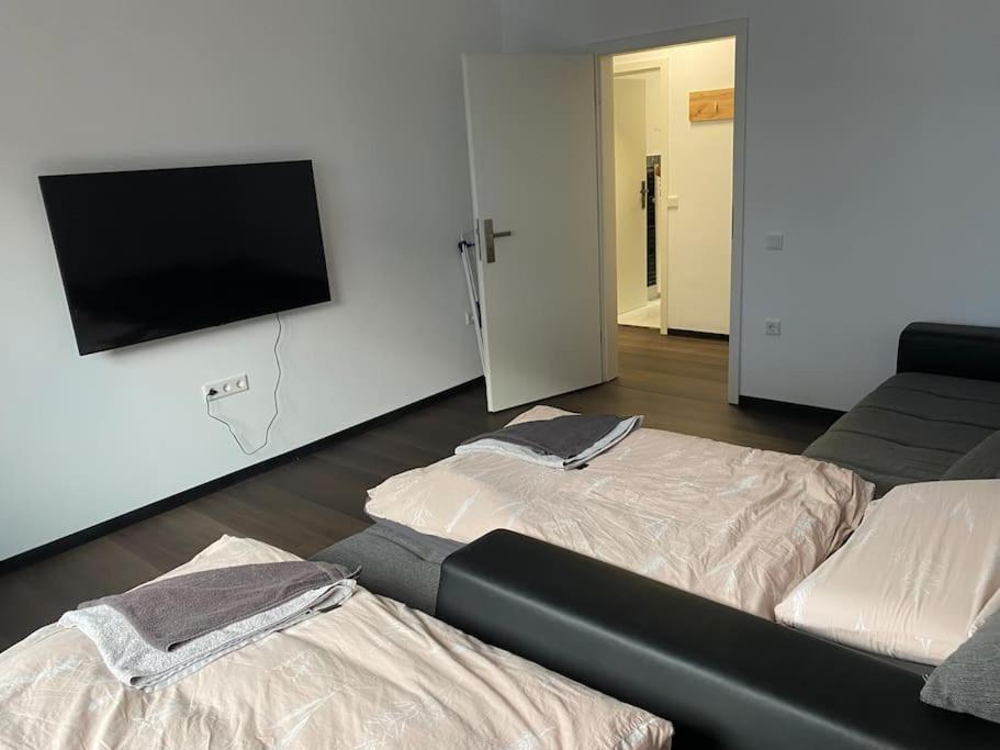 Apartment 1 In