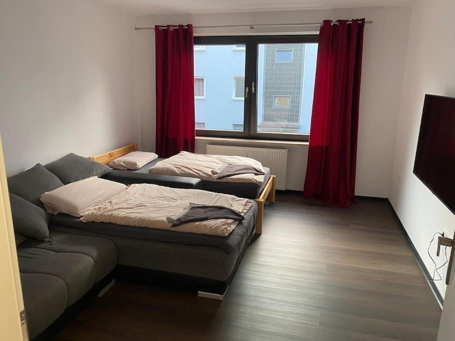 Apartment 1 In *